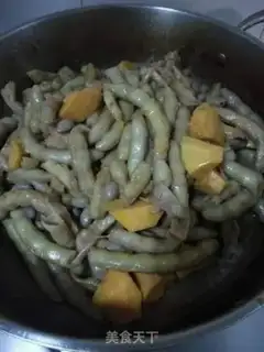Make Gold hooks, beans step 10