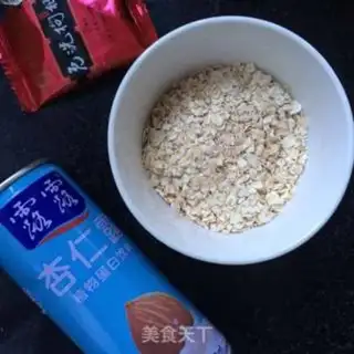 Make Almond oatmeal step 0