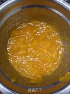 Make Pumpkin double rolls step 1