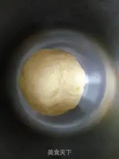 Make Pumpkin double rolls step 3