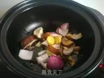 Make Home cooking seafood step 2