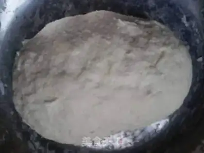 Make Hand grab cake step 1