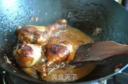 Make Red roast chicken leg step 4