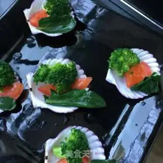 Make Sesame salted shrimp salad step 9