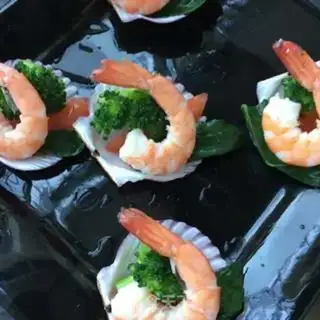 Make Sesame salted shrimp salad step 12