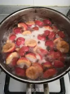 Make Coconut Mountain ball step 2