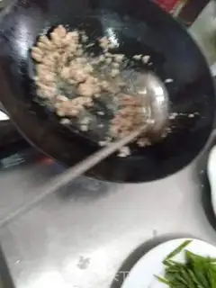 Make Spam sauce step 1