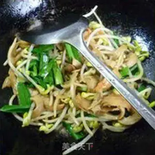 Make Garlic pasta sprouts step 7