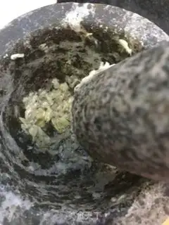 Make Garbage and twirl step 7
