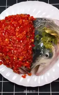 Make Scratch the fish head step 4