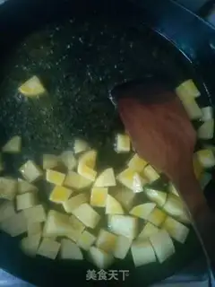 Make Roasted potatoes step 1