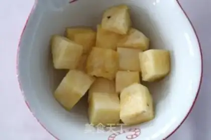 Make Pineapple crotch step 1