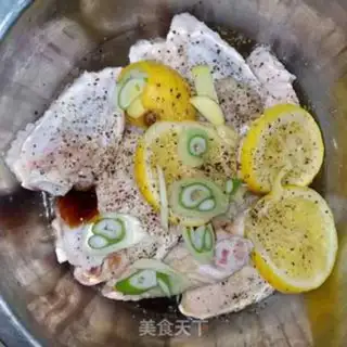 Make Black pepper, lemon wings step 1
