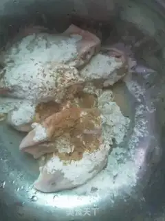 Make Salt chicken wings step 1