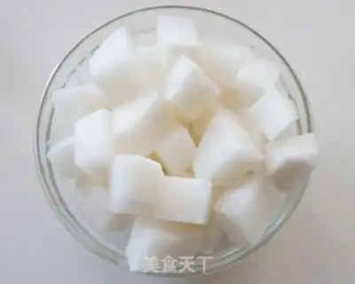 Make Cow radish soup step 1
