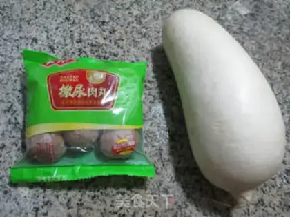 Make Pit-ball radish soup step 0
