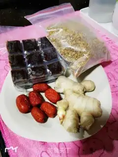 Make Cuihua ginger palm tea step 0