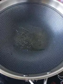 Make Fried eggs step 1