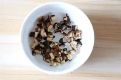 Make Sour noodles for mushroom meat step 2