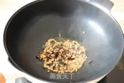 Make Sour noodles for mushroom meat step 5
