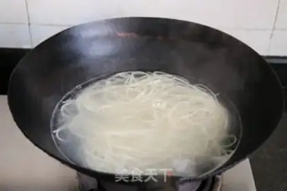 Make Sour noodles for mushroom meat step 9