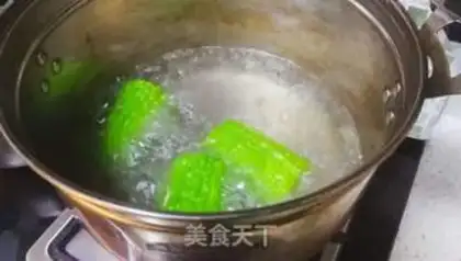 Make Cracker guacamole step 2