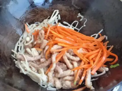 Make The rose carrot, the golden needle step 8