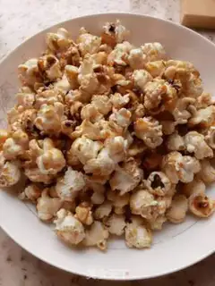 Make Caramel popcorn step 12