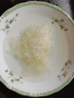 Make Silver ear porridge step 0