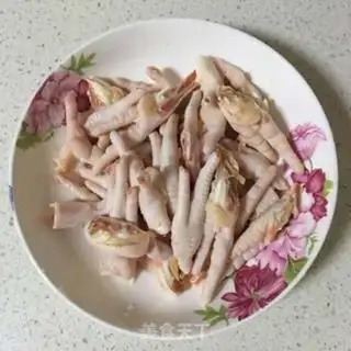 Make Hot chicken feet step 0