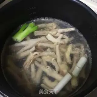 Make Hot chicken feet step 5