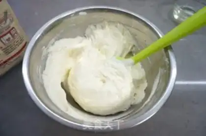 Make Chocolate sauce with chestnut cake step 5