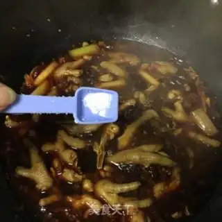Make Hot chicken feet step 16