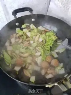 Make Puffed with cabbage and beefball step 2