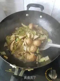Make Puffed with cabbage and beefball step 4