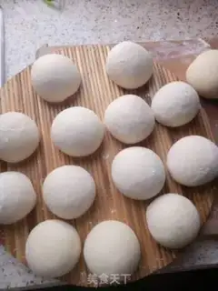 Make White buns step 4