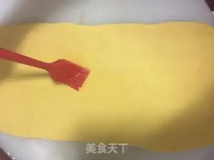 Make Pumpkin rolls step 4