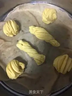 Make Pumpkin rolls step 10