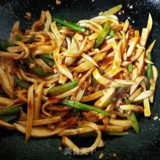 Make Quail bean fried abalone mushroom step 7