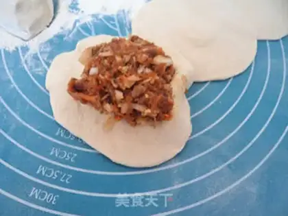 Make Beef onion carrot pie step 5