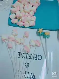 Make Lots of fish and sea lollipops step 1