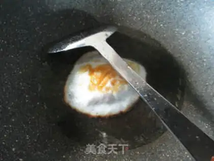 Make Float and duck eggs step 1