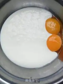 Make No sour cream cake step 0