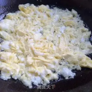 Make Pea sausage fried rice step 1