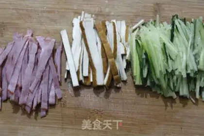 Make Flamingo egg rolls step 2