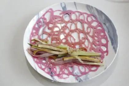 Make Flamingo egg rolls step 8