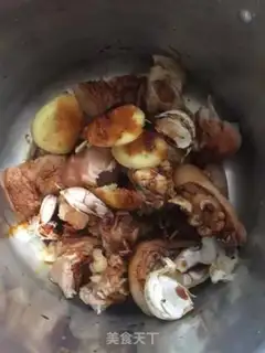 Make Peanut pig feet step 4