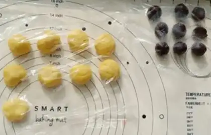 Make Cartoon fruit step 4