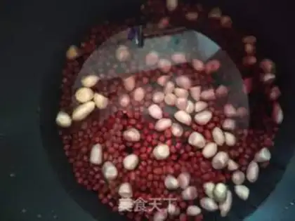 Make Red bean, black rice, peanut oatmeal step 2