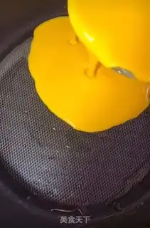 Make Pizza eggs step 2